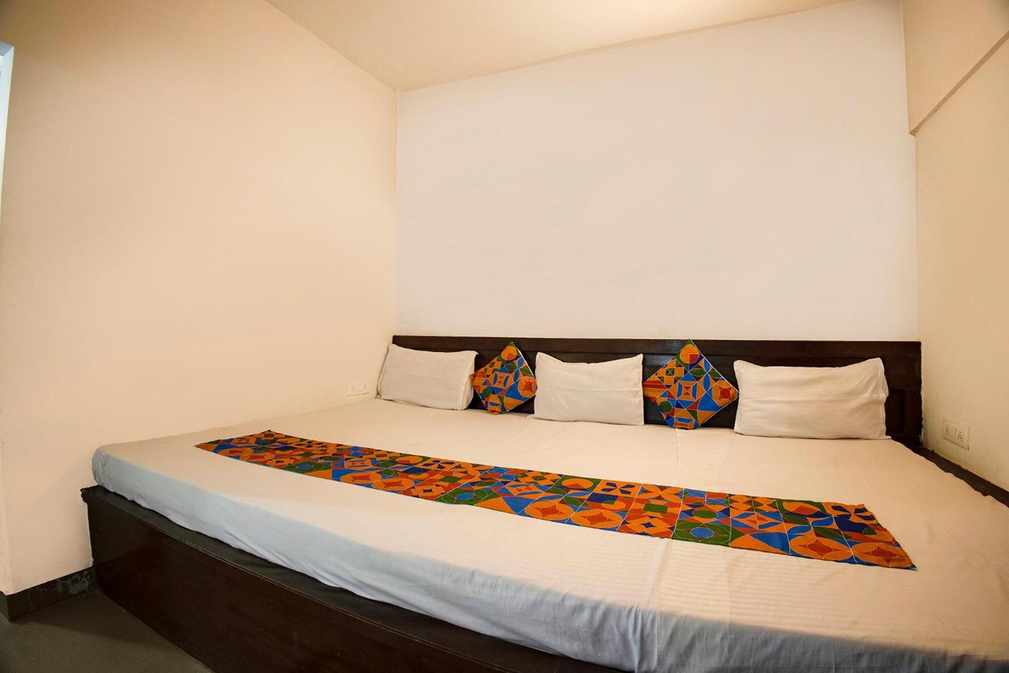 Fabhotel Comfort Stays - Nr Miramar Beach ปณชี ภายนอก รูปภาพ