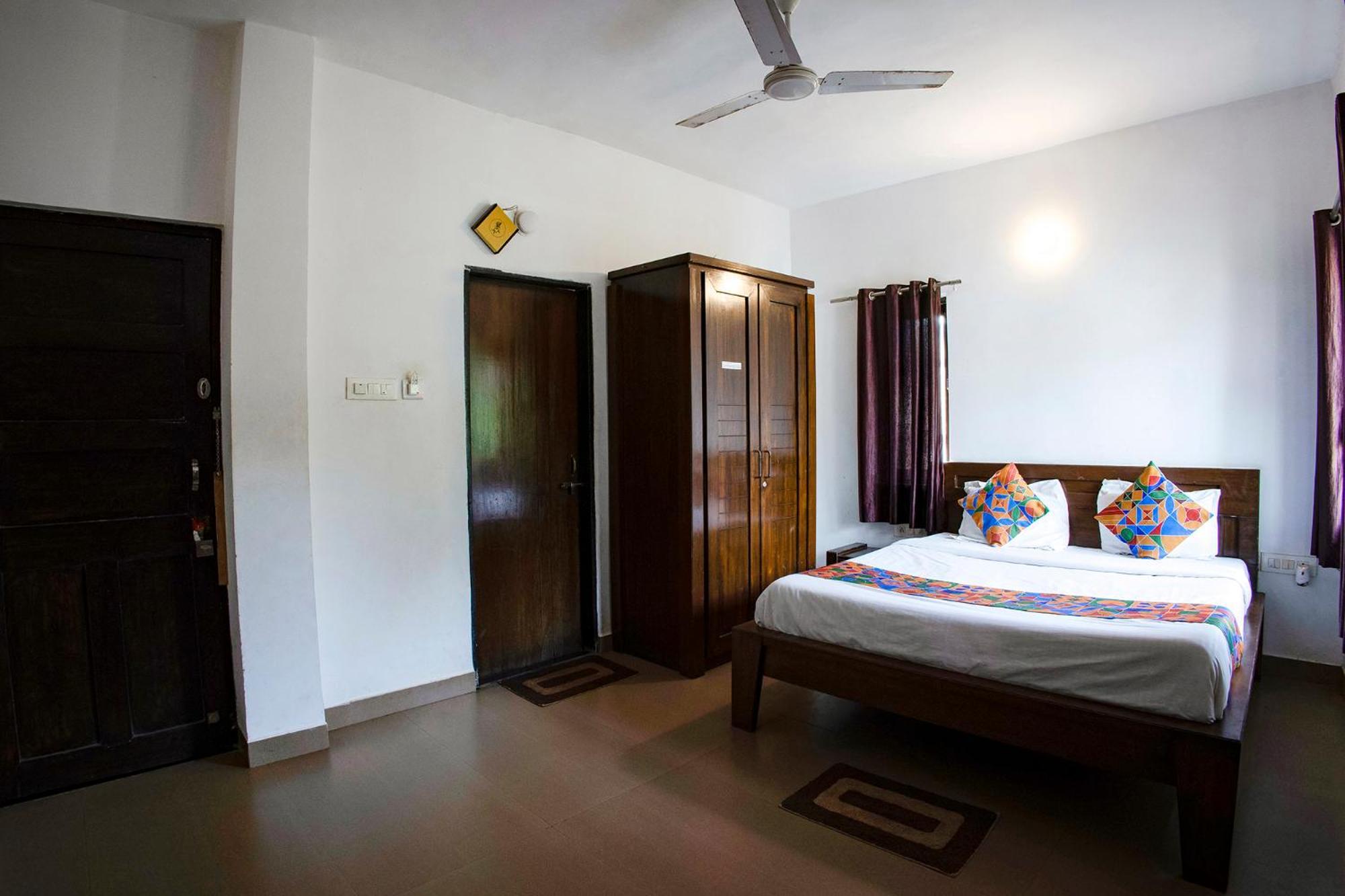 Fabhotel Comfort Stays - Nr Miramar Beach ปณชี ภายนอก รูปภาพ